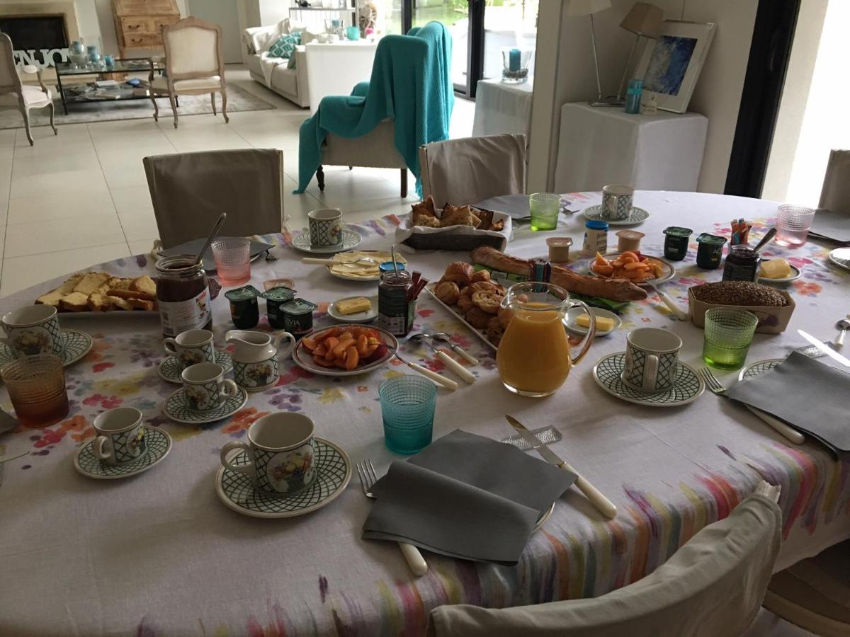 Le Champ Du Renne Bed & Breakfast Le Mans Dış mekan fotoğraf